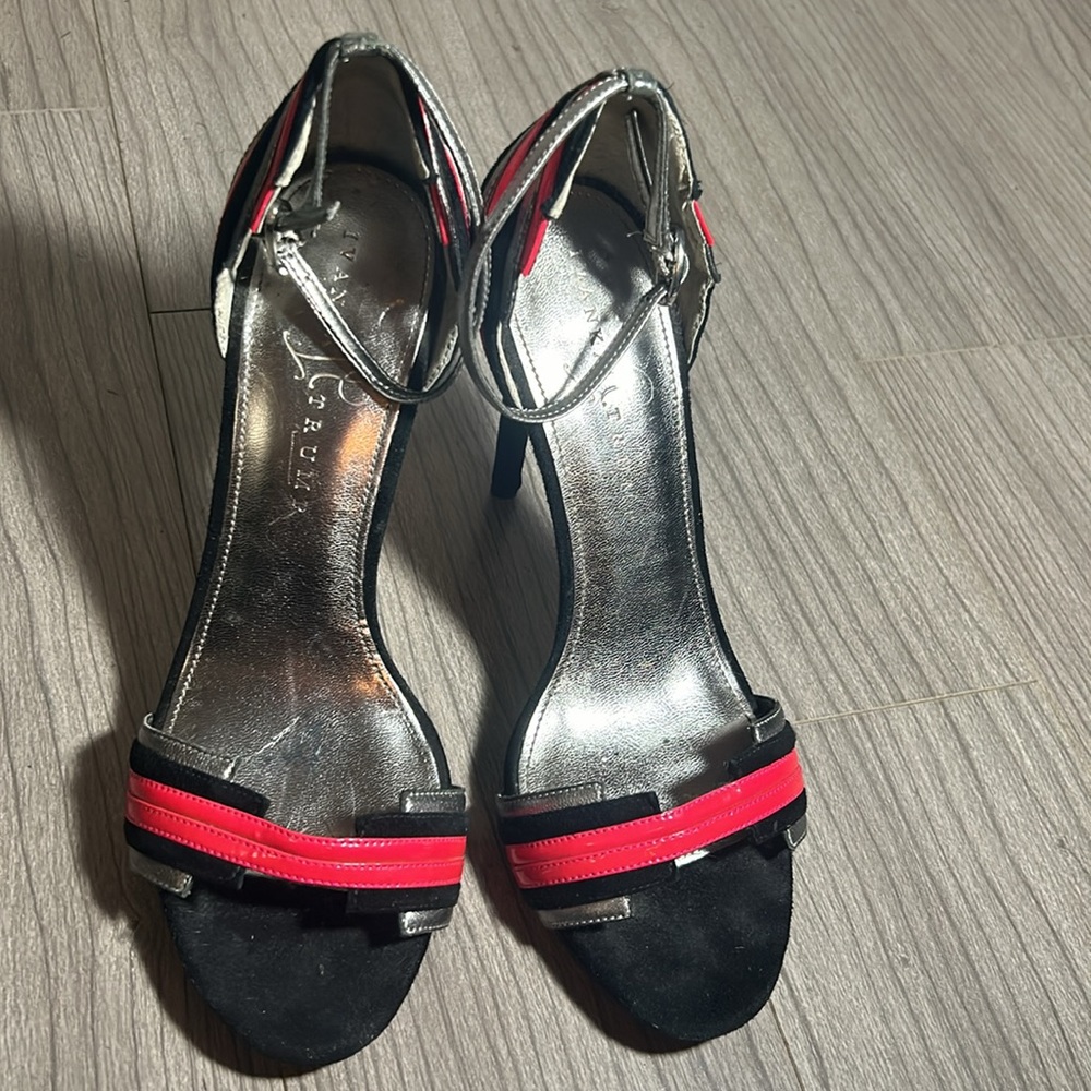 Genuine suede glow in the dark 4.5” Ivanka Trump heels, Sz 8 - Picture 5 of 5